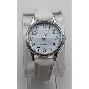 Geneva Accutime 28mm Silver Tone White Dial & Band New Battery‎